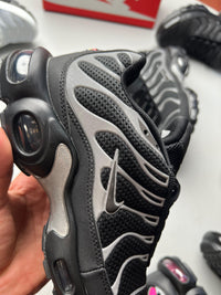NIKE AIR MAX TN - M2