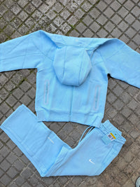 CONJUNTO NIKE NOCTA - M4