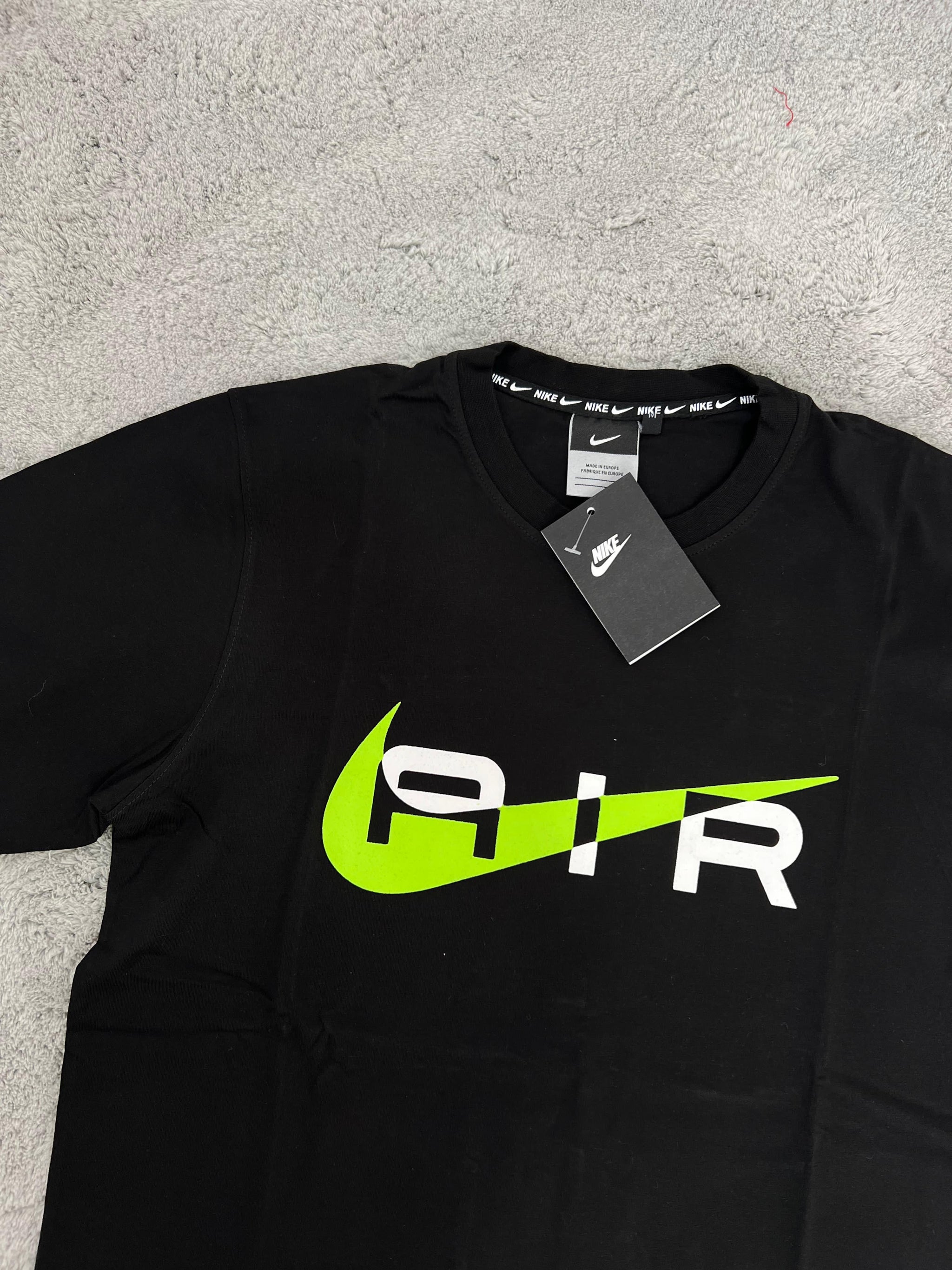 CONJUNTO NIKE - NEGRO/VERDE