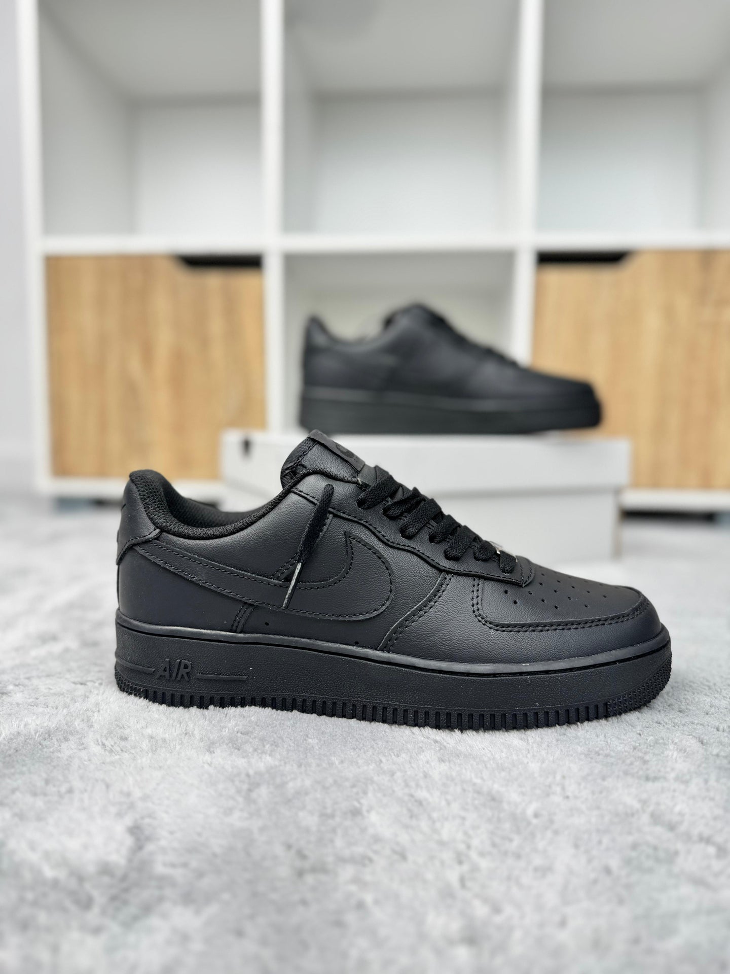 NIKE AIR FORCE ONE - FULL BLACK