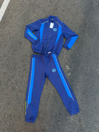 CONJUNTO NIKE AIR SWOOSH - M4