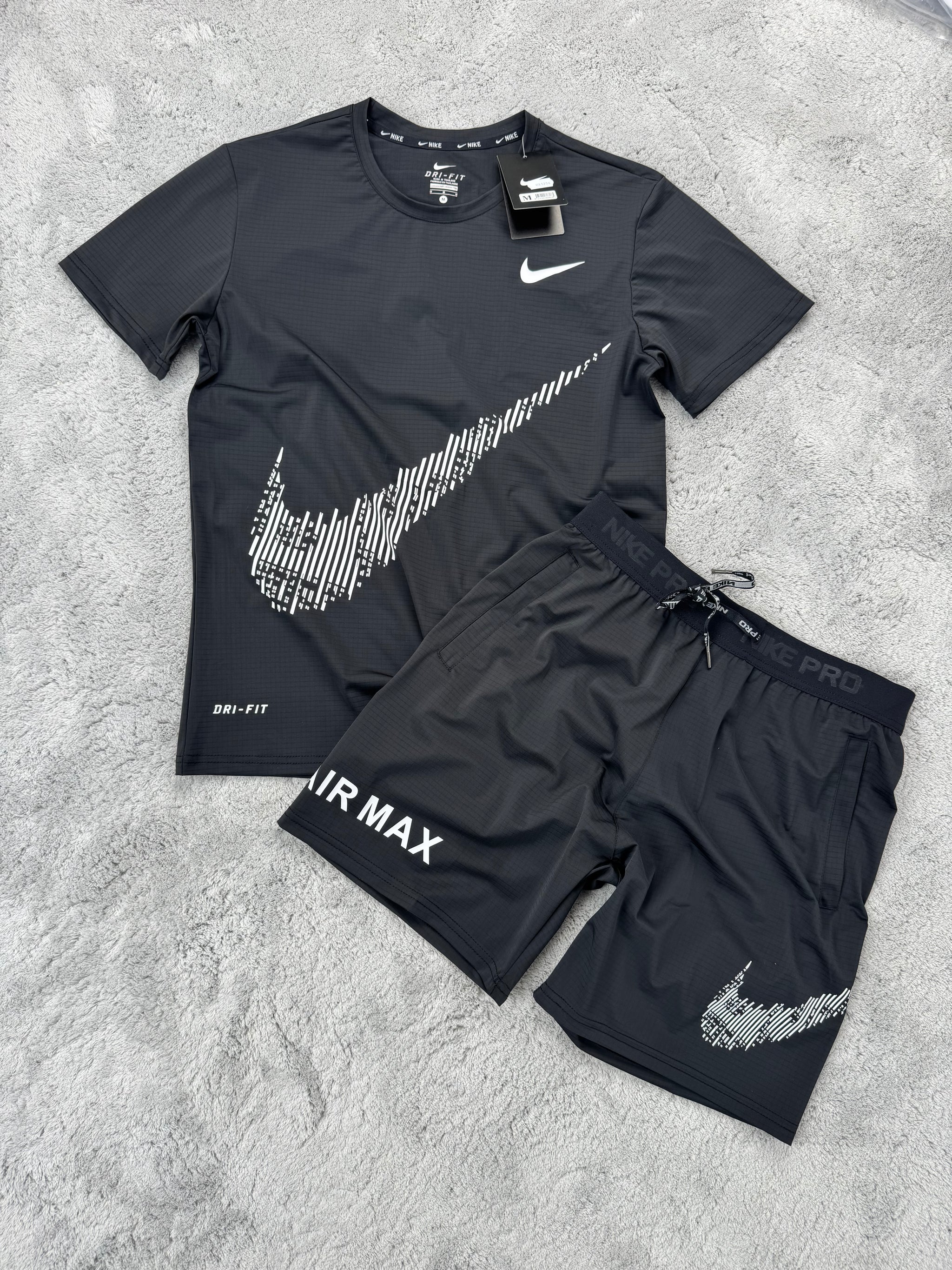 CONJUNTO NIKE AIR MAX - NEGRO