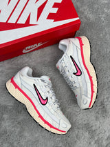 NIKE P6000