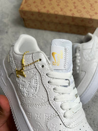 NIKE AIR FORCE ONE x LV