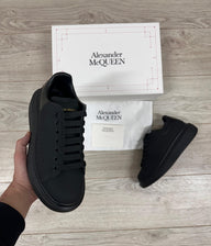 Alexander McQueen - Black/White