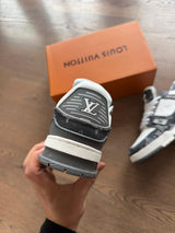 LV TRAINER - GREY
