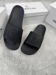 MONCLER - NEGRAS