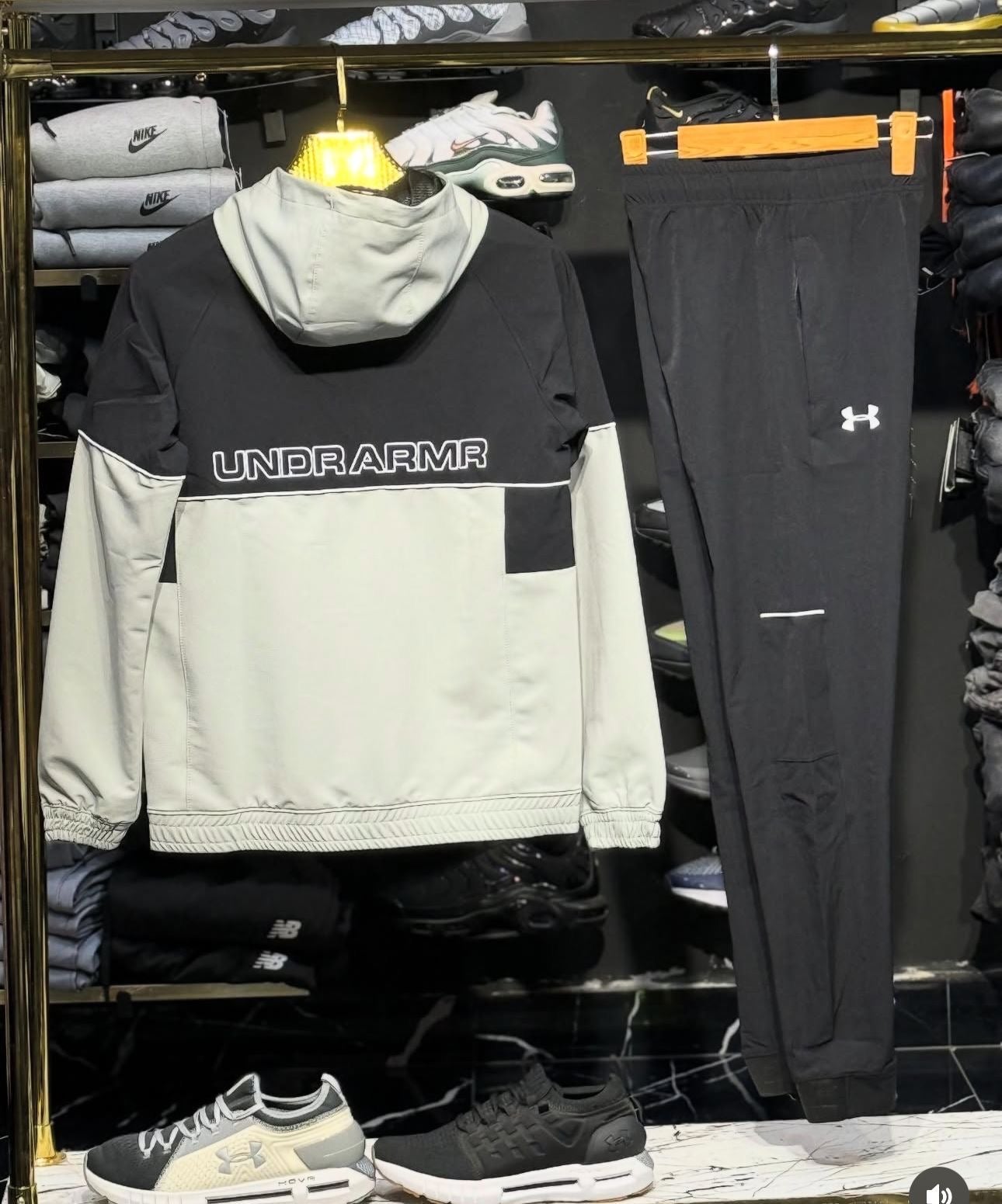 CONJUNTO -  UNDER ARMOUR M2