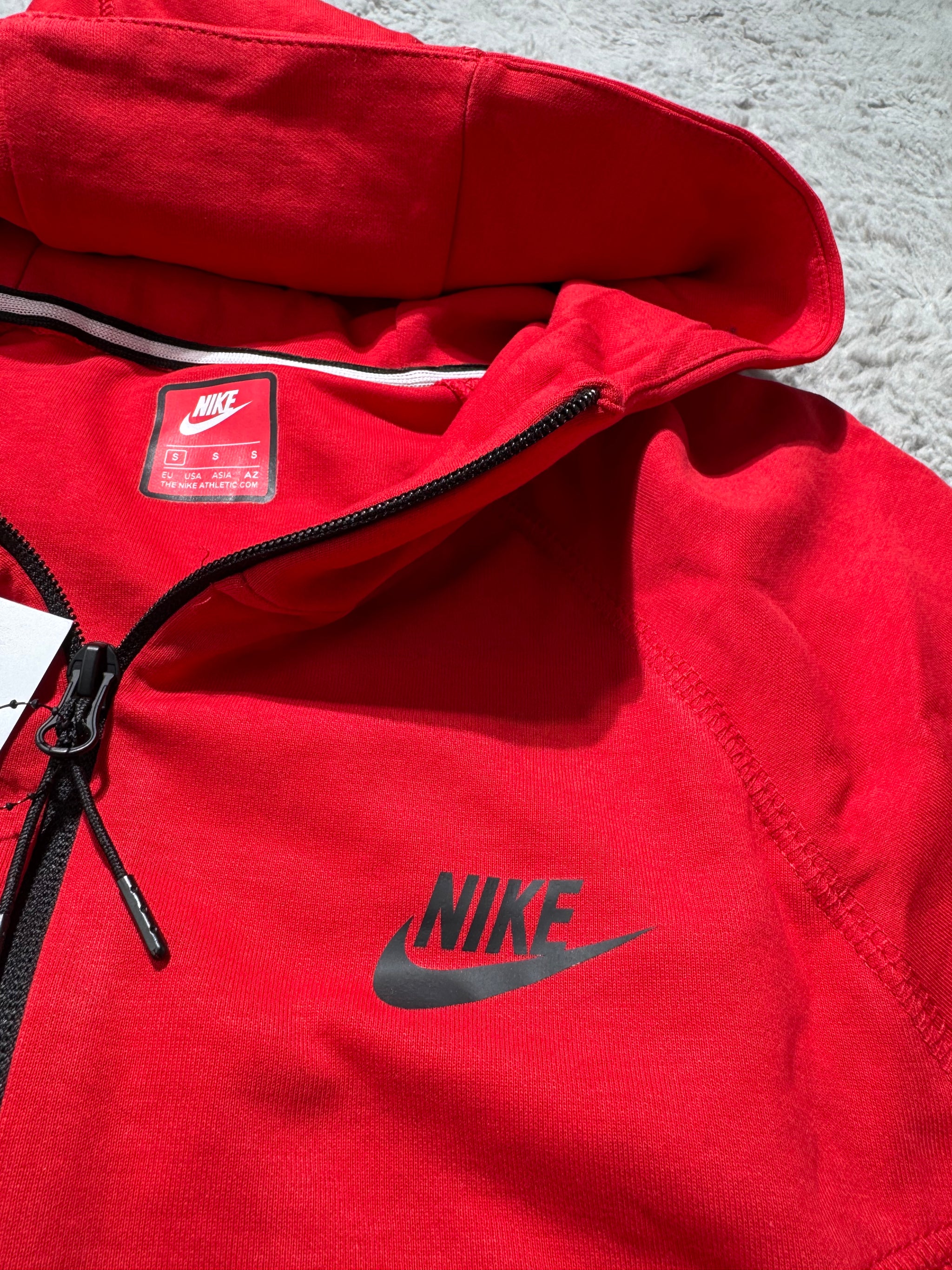 Conjunto nike tech