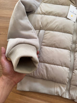 Chaqueta Moncler beige