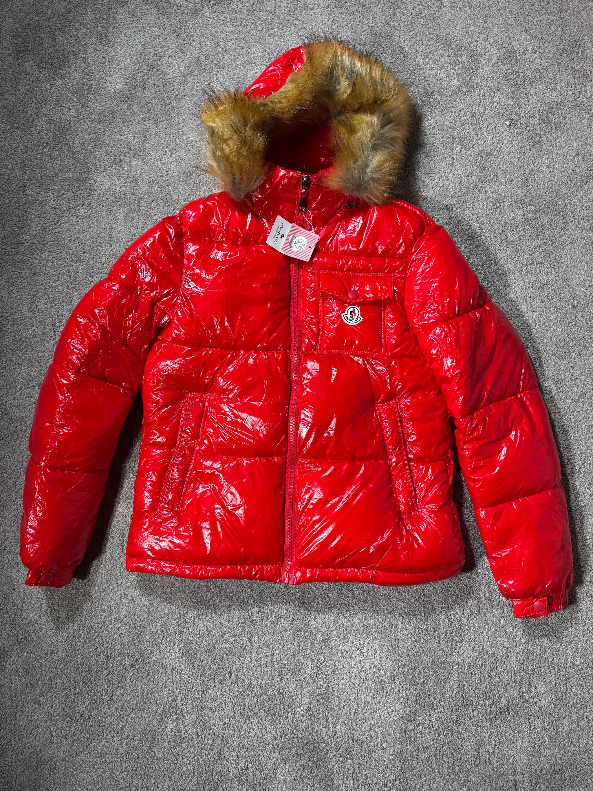 Chaqueta Moncler - Roja - Pelo Marron