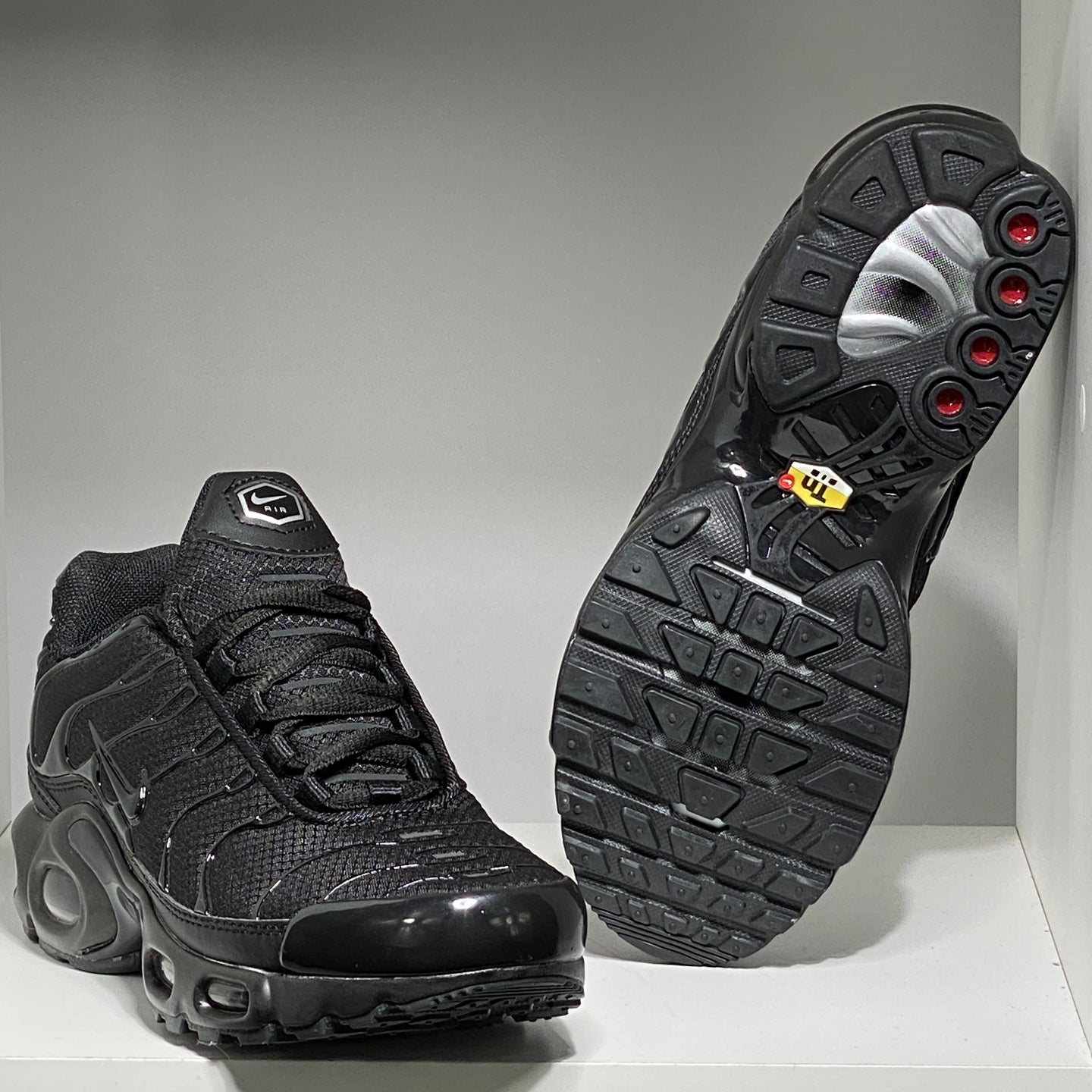 Nike Air Max Plus TN full black