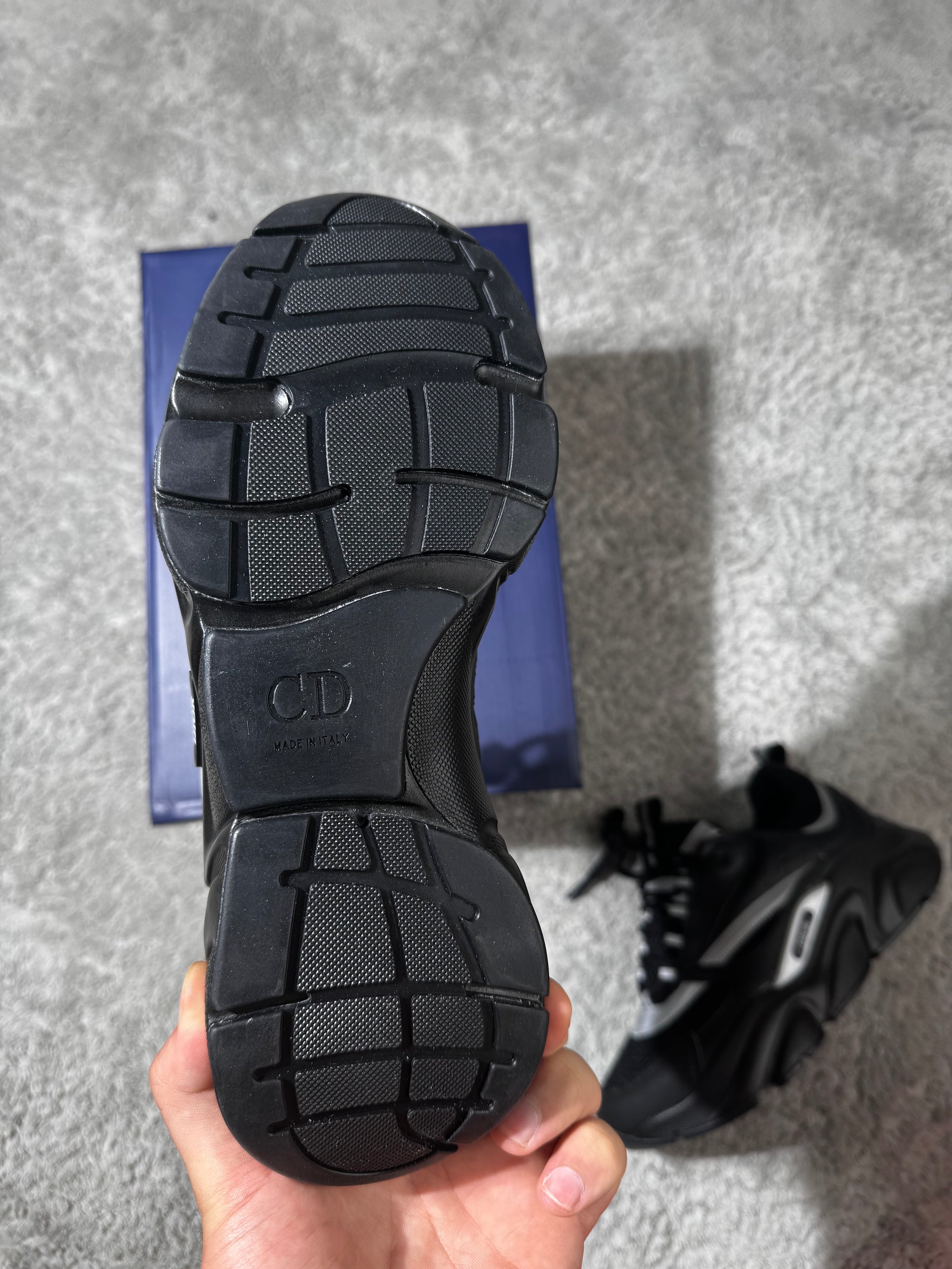 Dior B22 - Triple Black