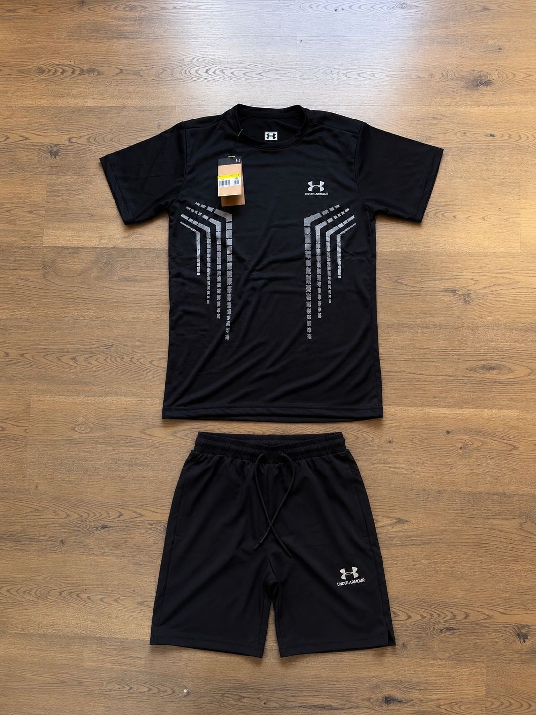 UNDER ARMOUR 2026- NEGRO(N)