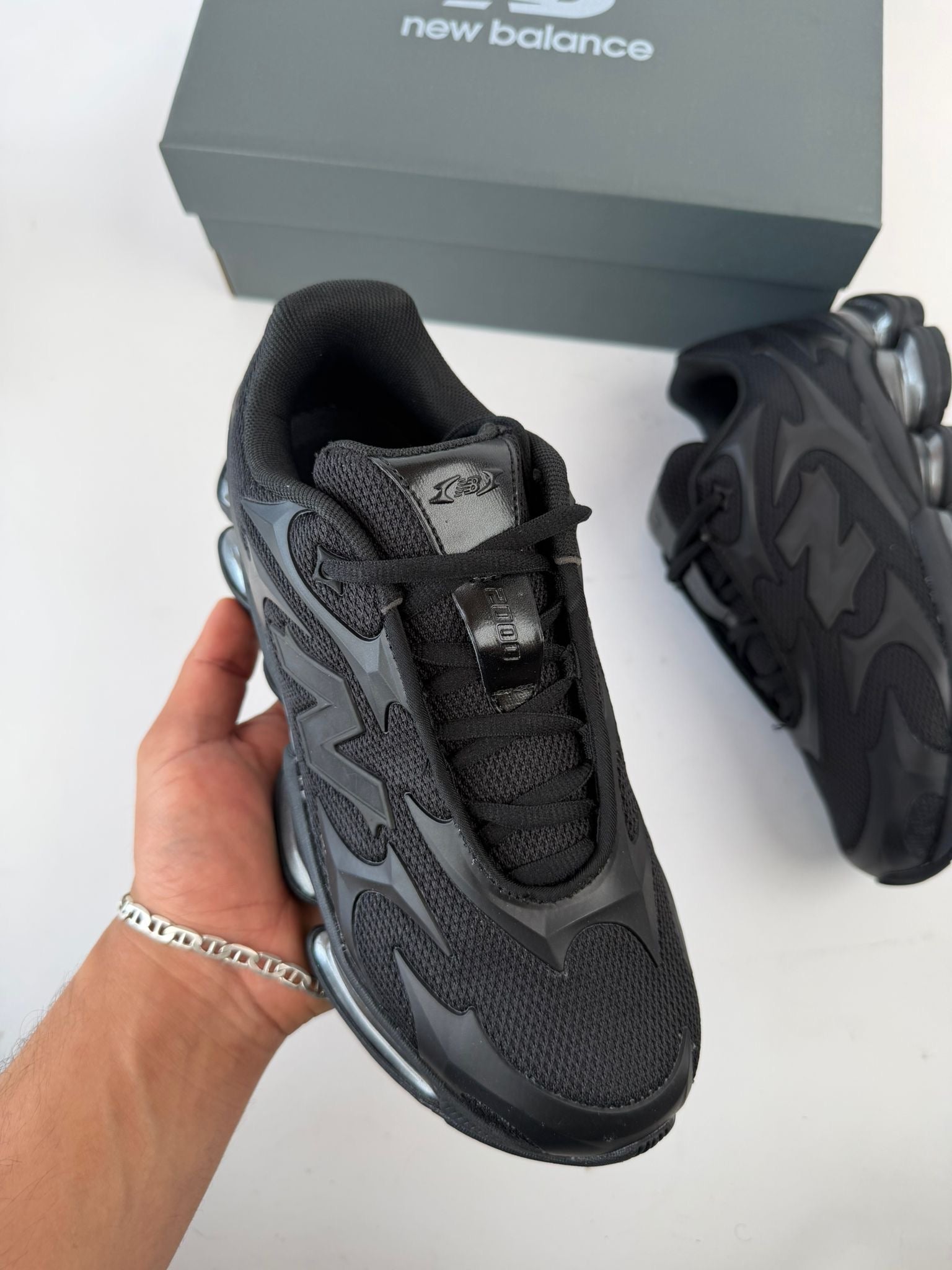 NEW BALANCE 2000 Negro