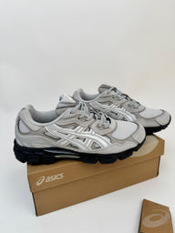 ASICS GEL-NYC - GRIS/NEGRA