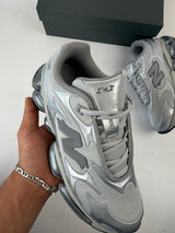 NEW BALANCE 2000 gris