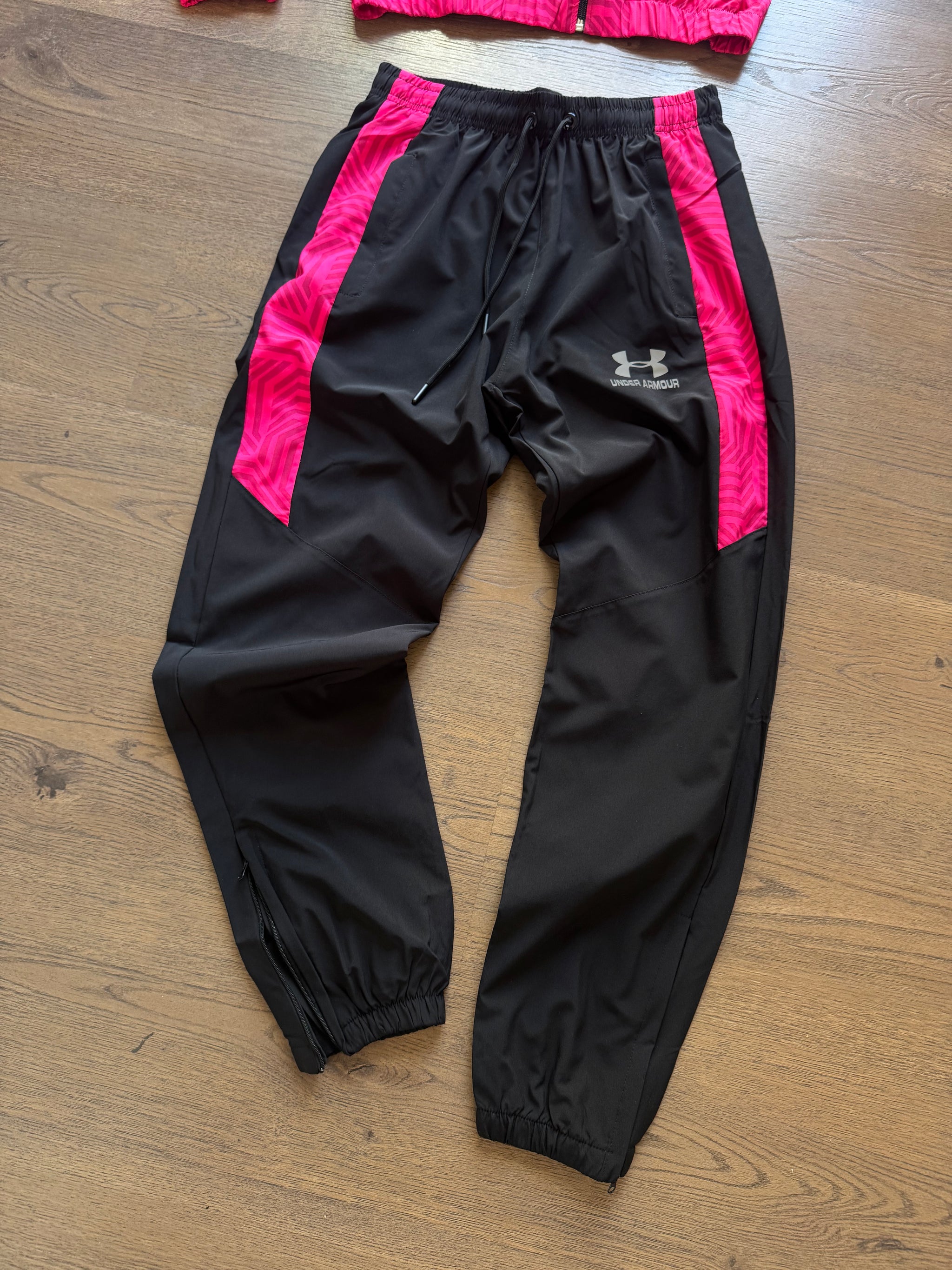 CONJUNTO -  UNDER ARMOUR - NEGRO/ROSA