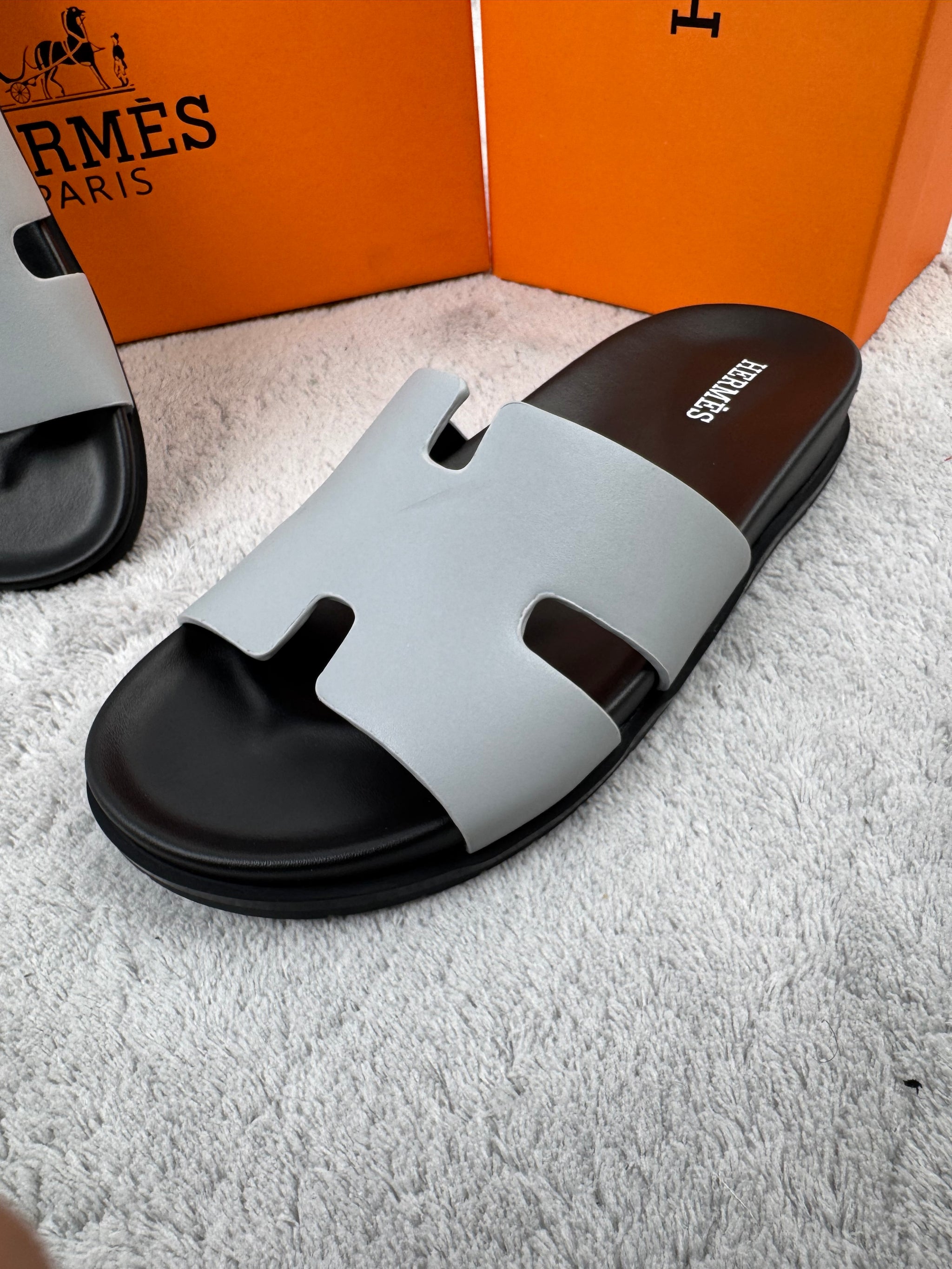 HERMES - GRIS