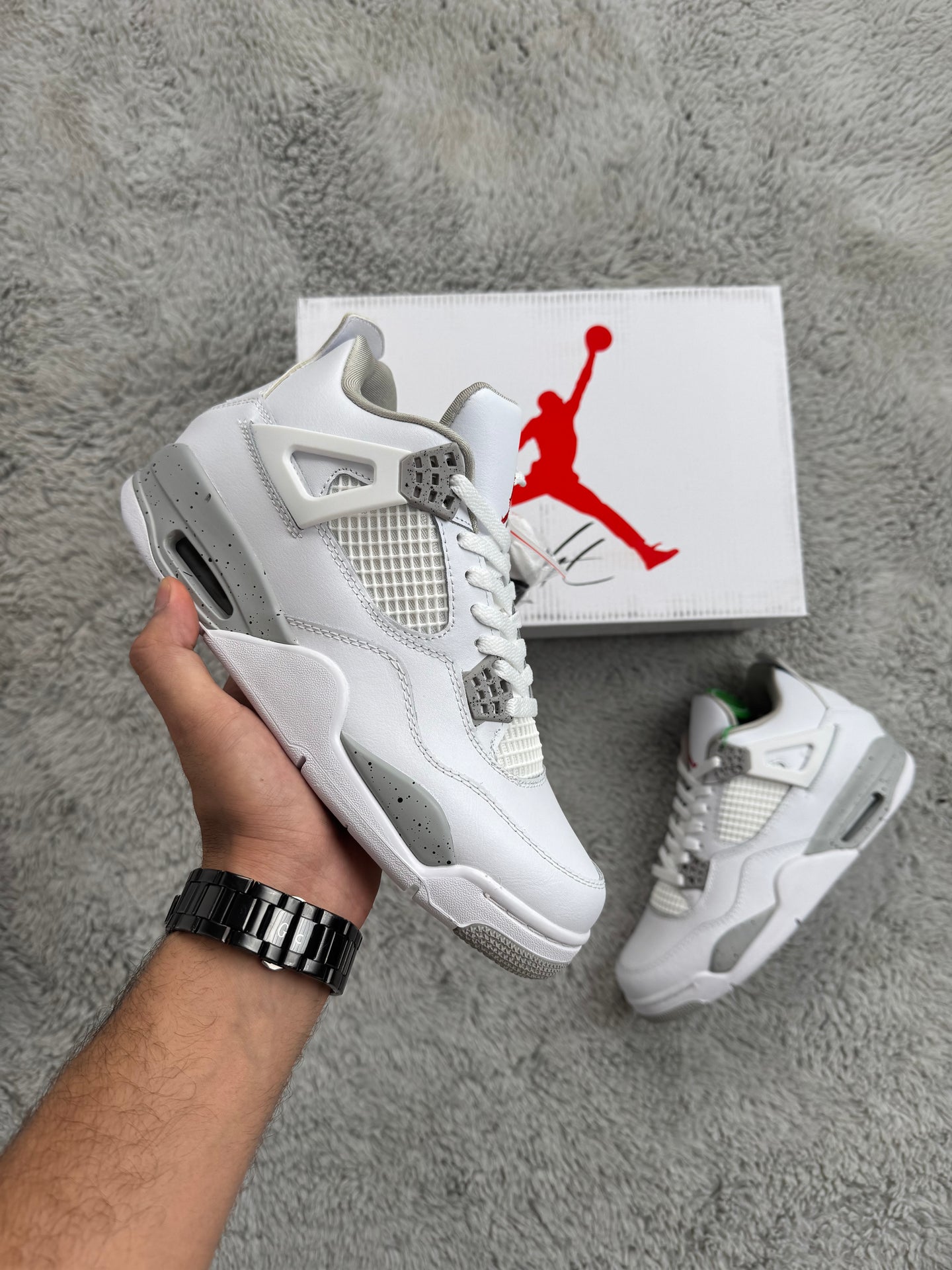 JORDAN RETRO 4