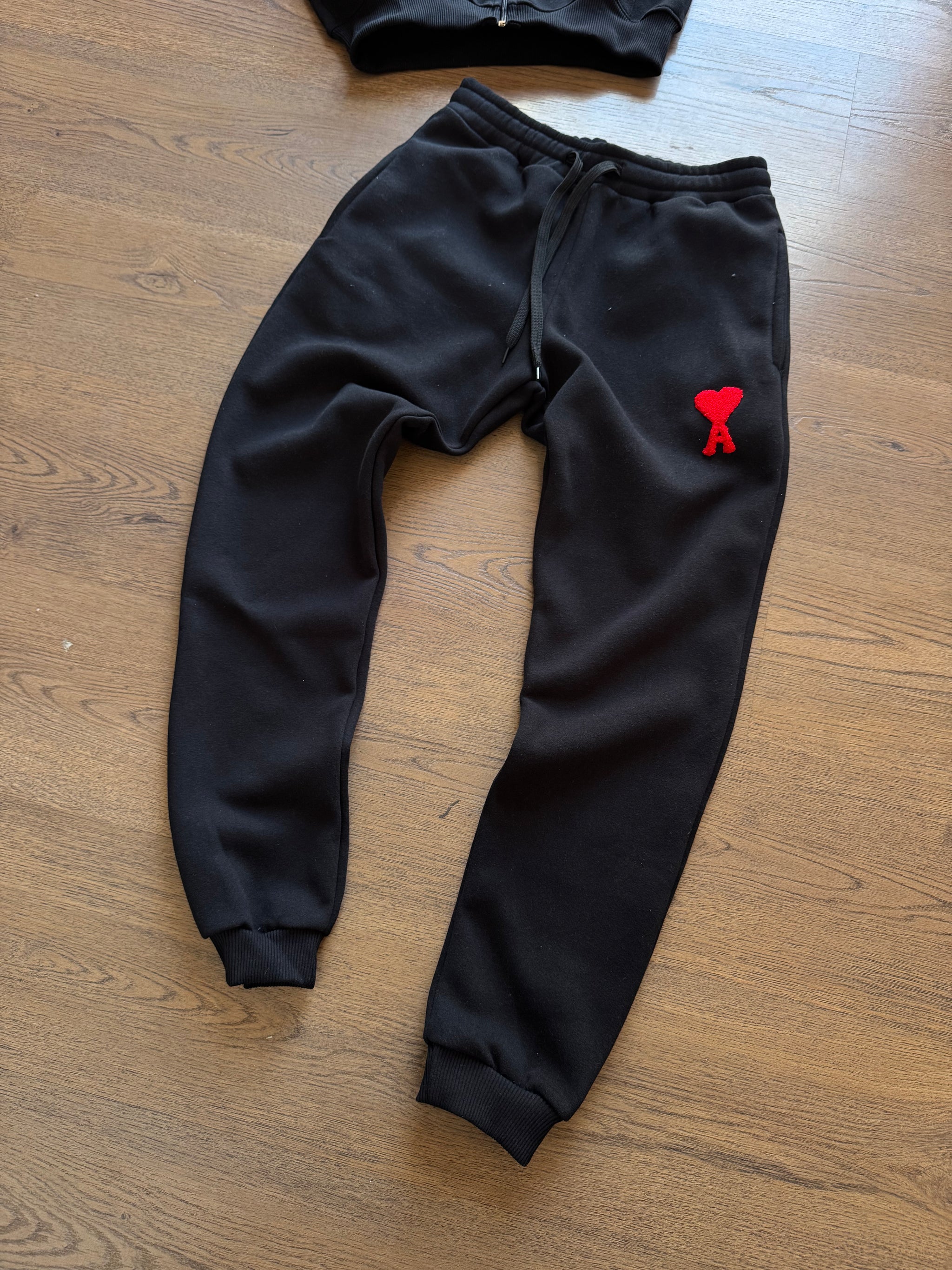 CONJUNTO AMI - NEGRO