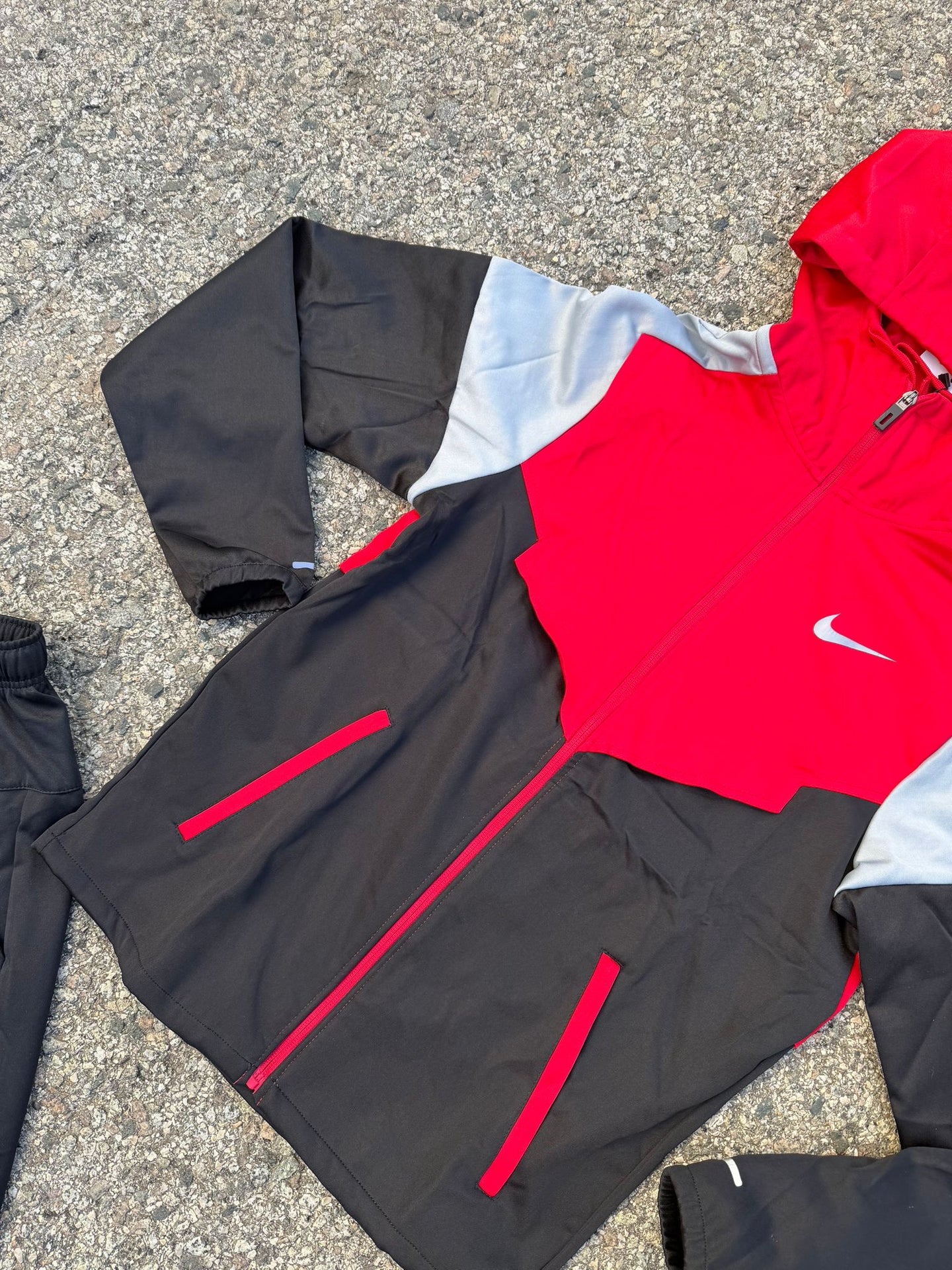 CONJUNTO NIKE MILER 2026 - M3