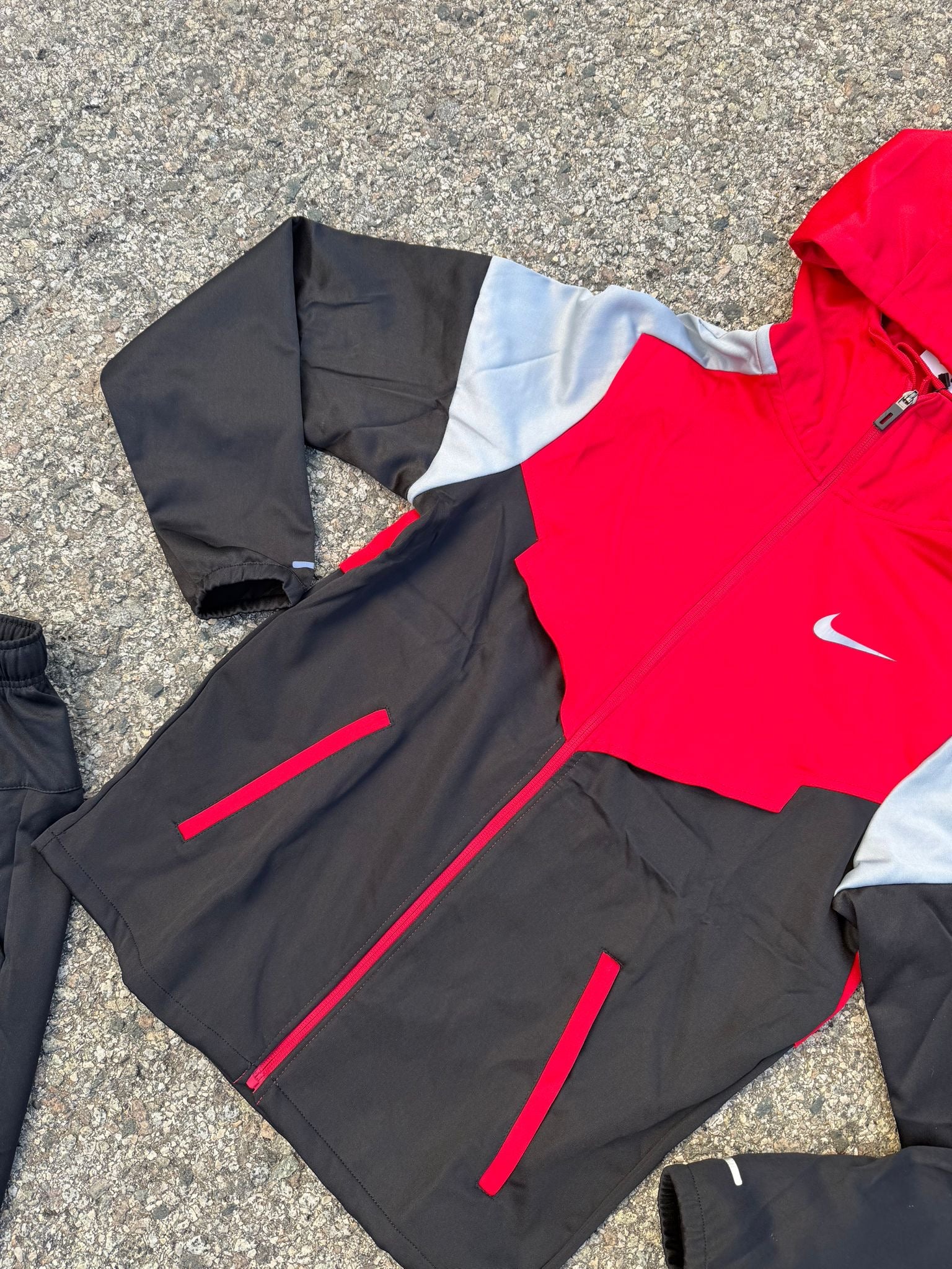 CONJUNTO NIKE MILER 2026 - M3