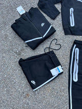 CONJUNTO NIKE TECH - 2025/2026
