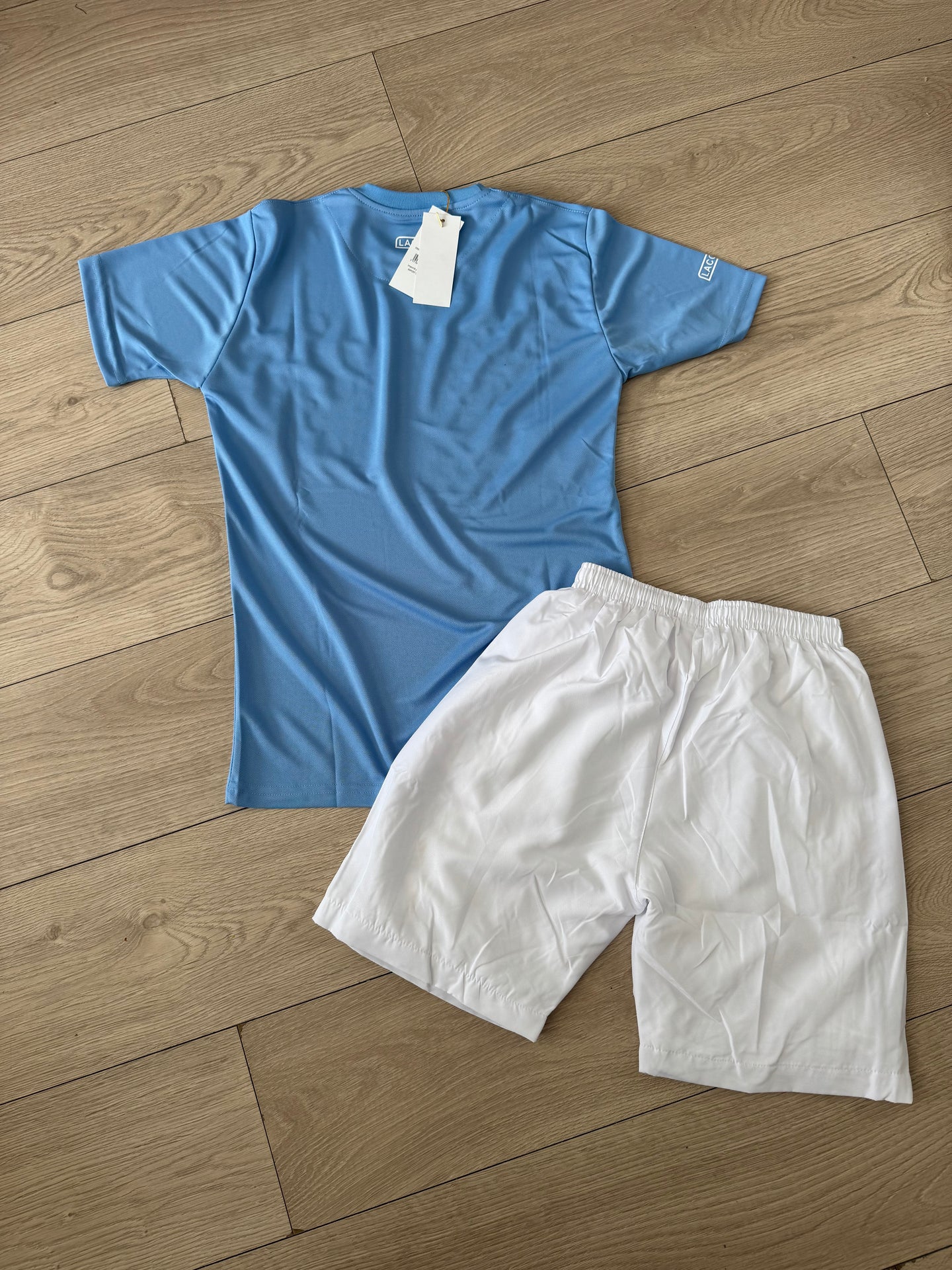 CONJUNTO LACOSTE - AZUL/BLANCO
