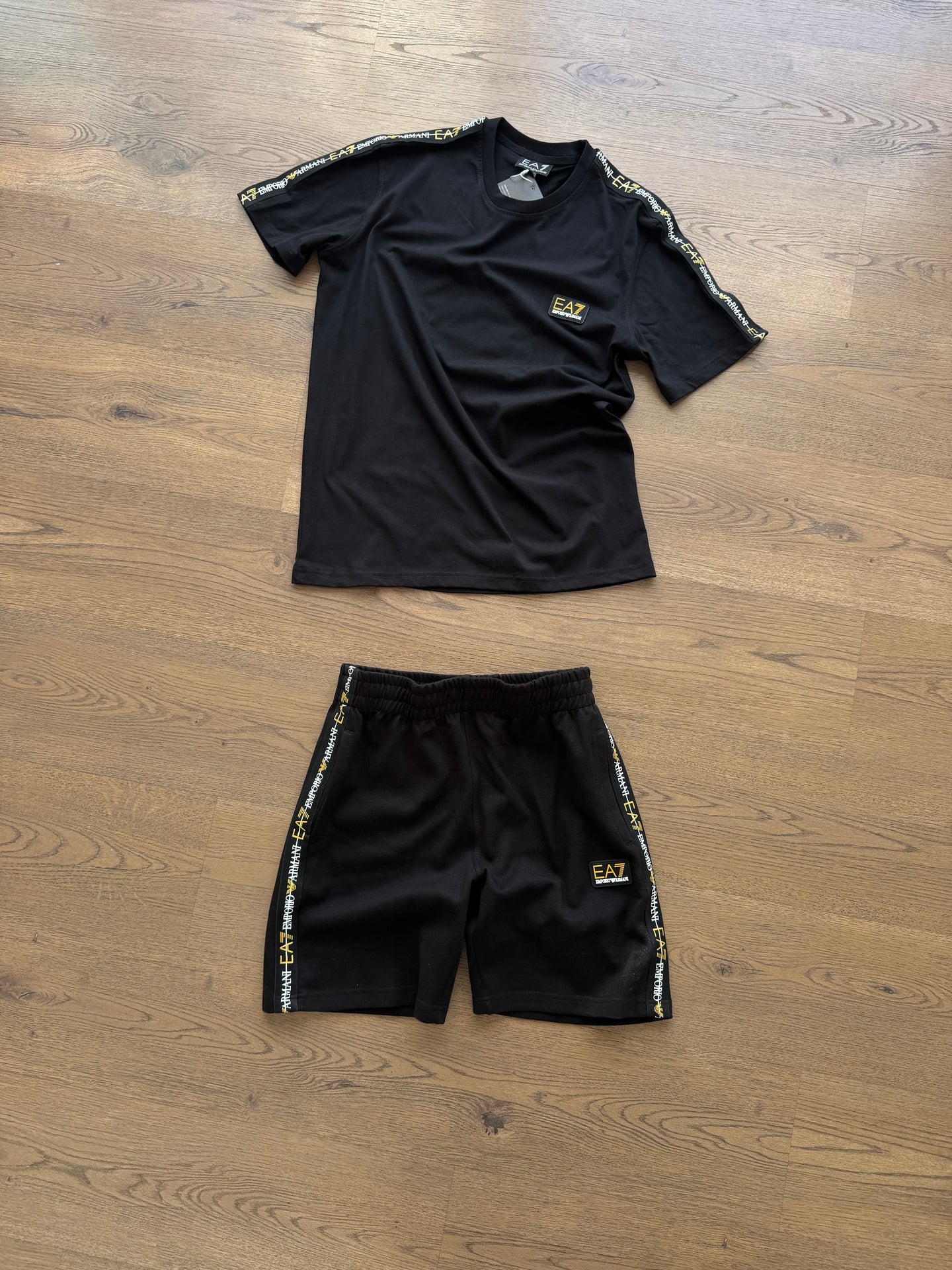 CONJUNTO CORTO - EA7