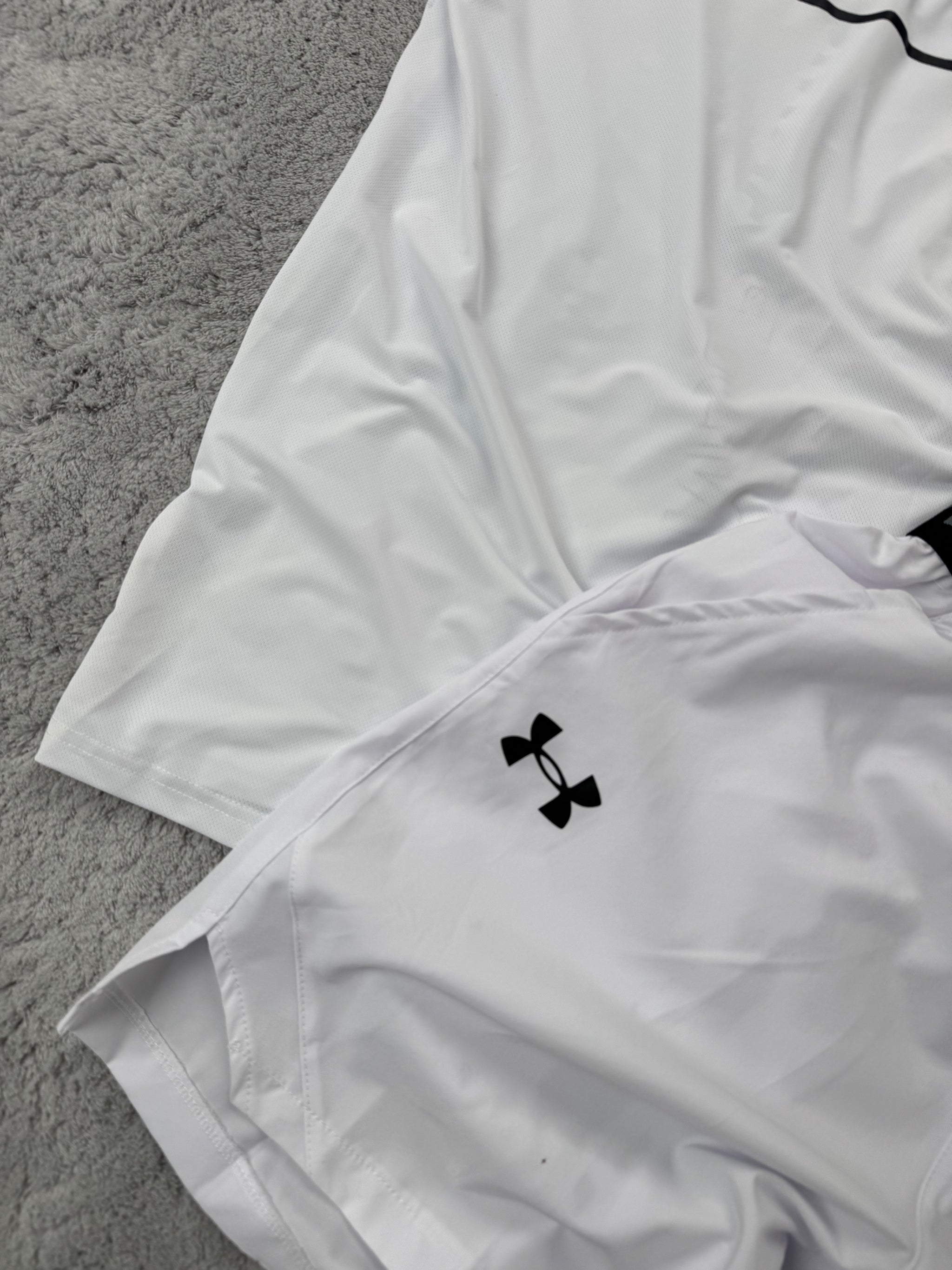 UNDER AMOUR 2025 - M2 BLANCO