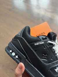 LV TRAINER - BLACK 3