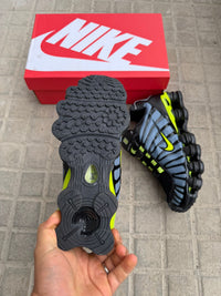 NIKE SHOX TL - W
