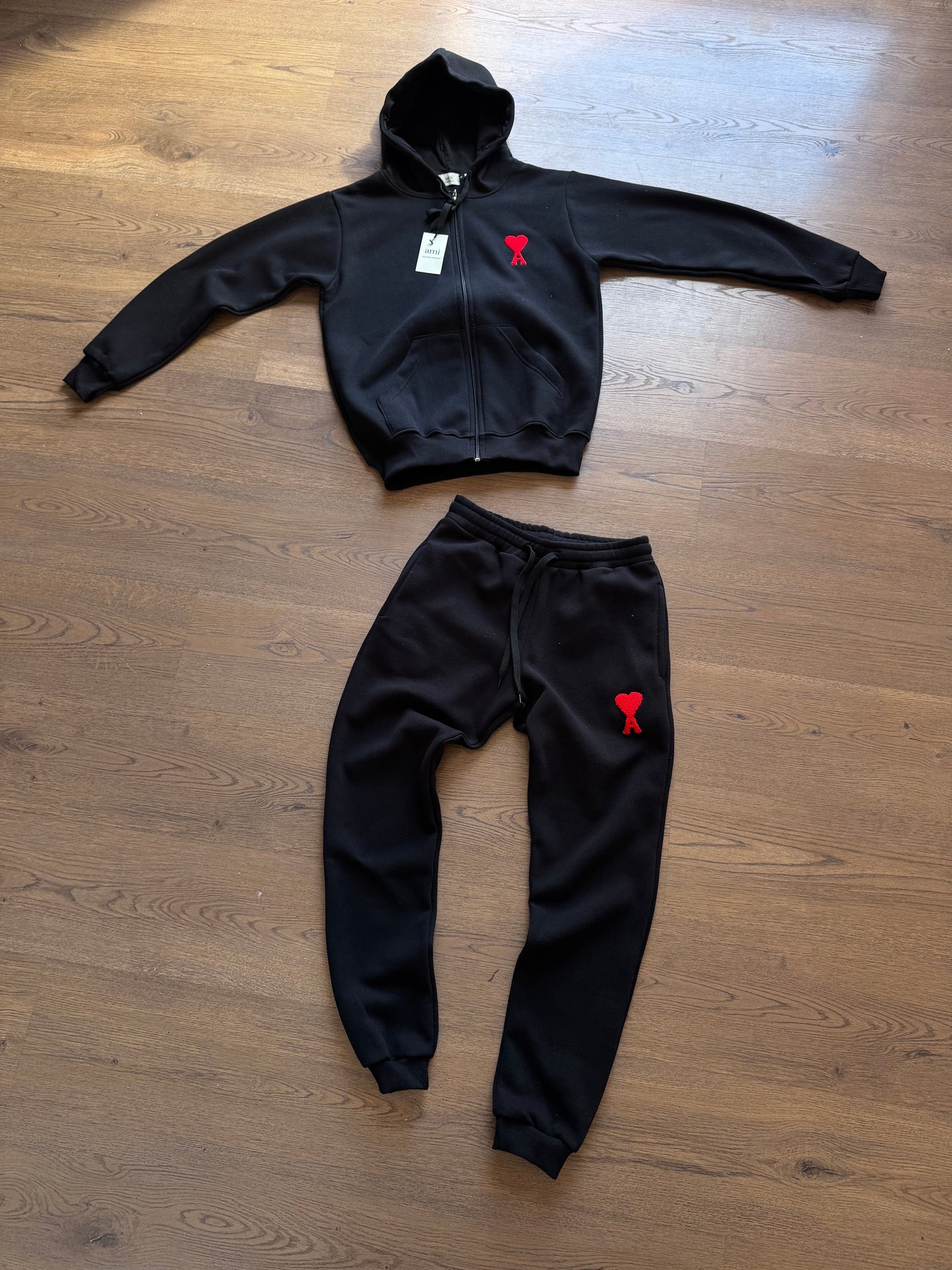 CONJUNTO AMI - NEGRO