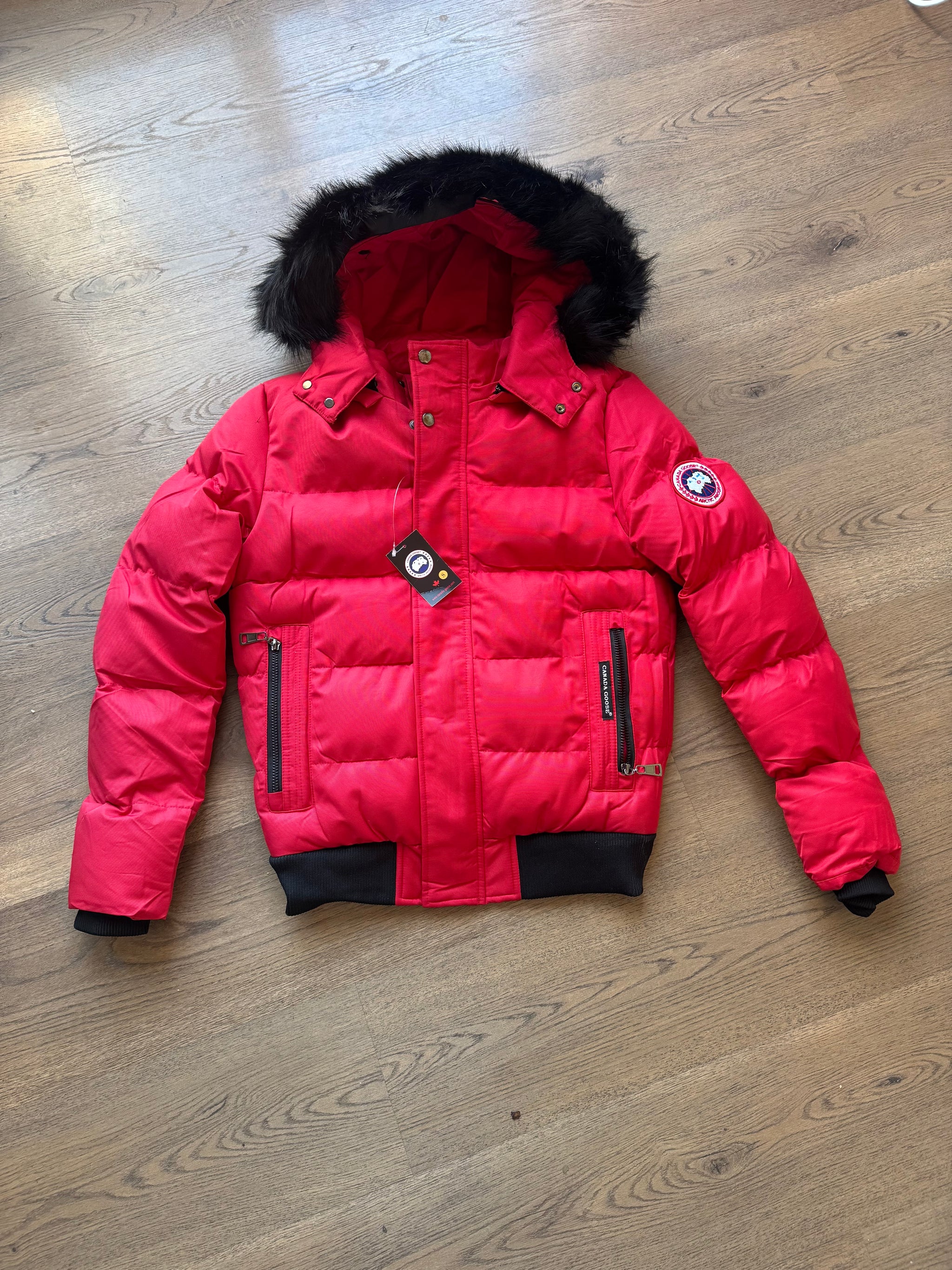 Chaqueta CANADA GOOSE - ROJA - Pelo Negro