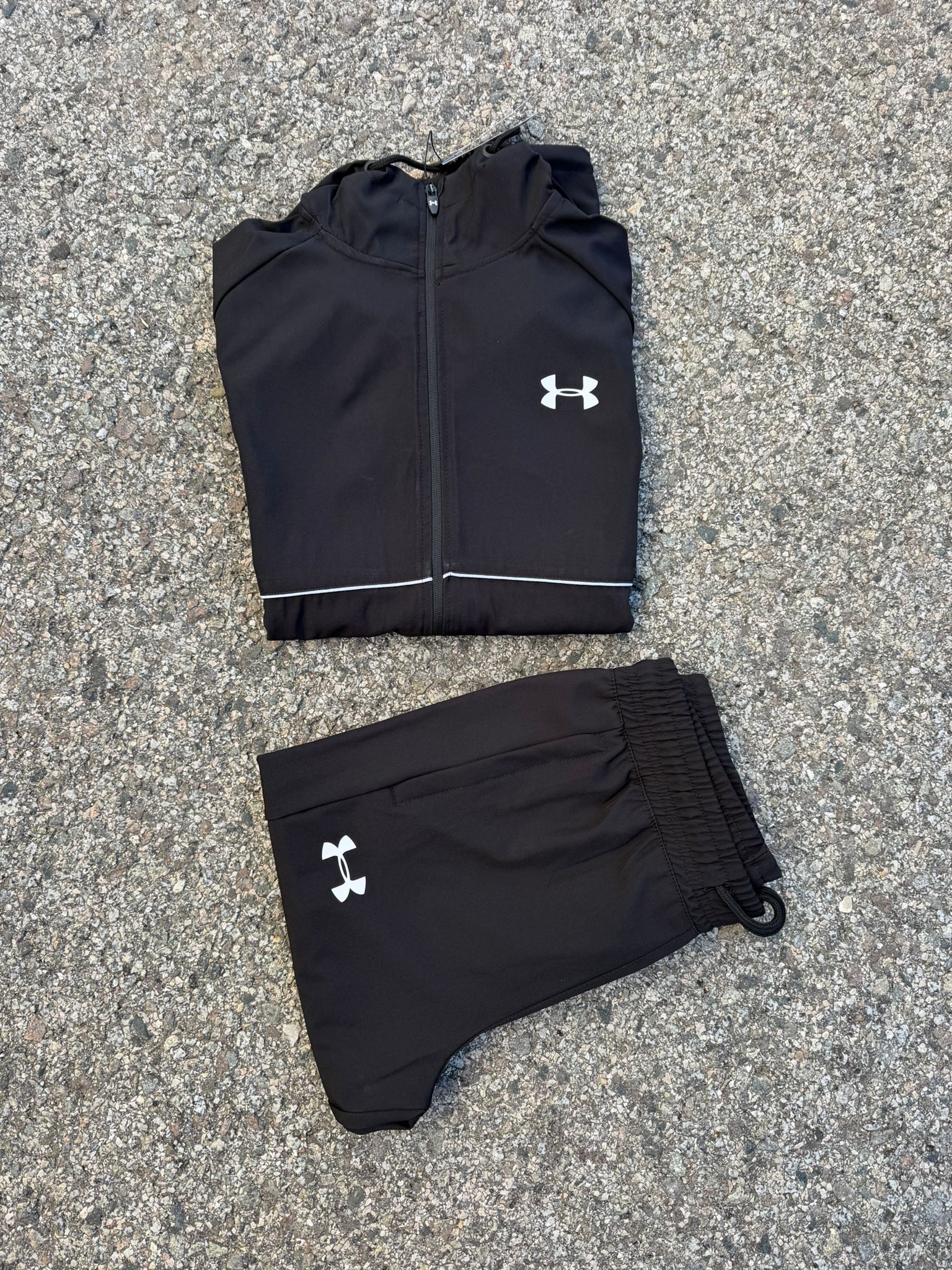 CONJUNTO -  UNDER ARMOUR NEGRO(H)